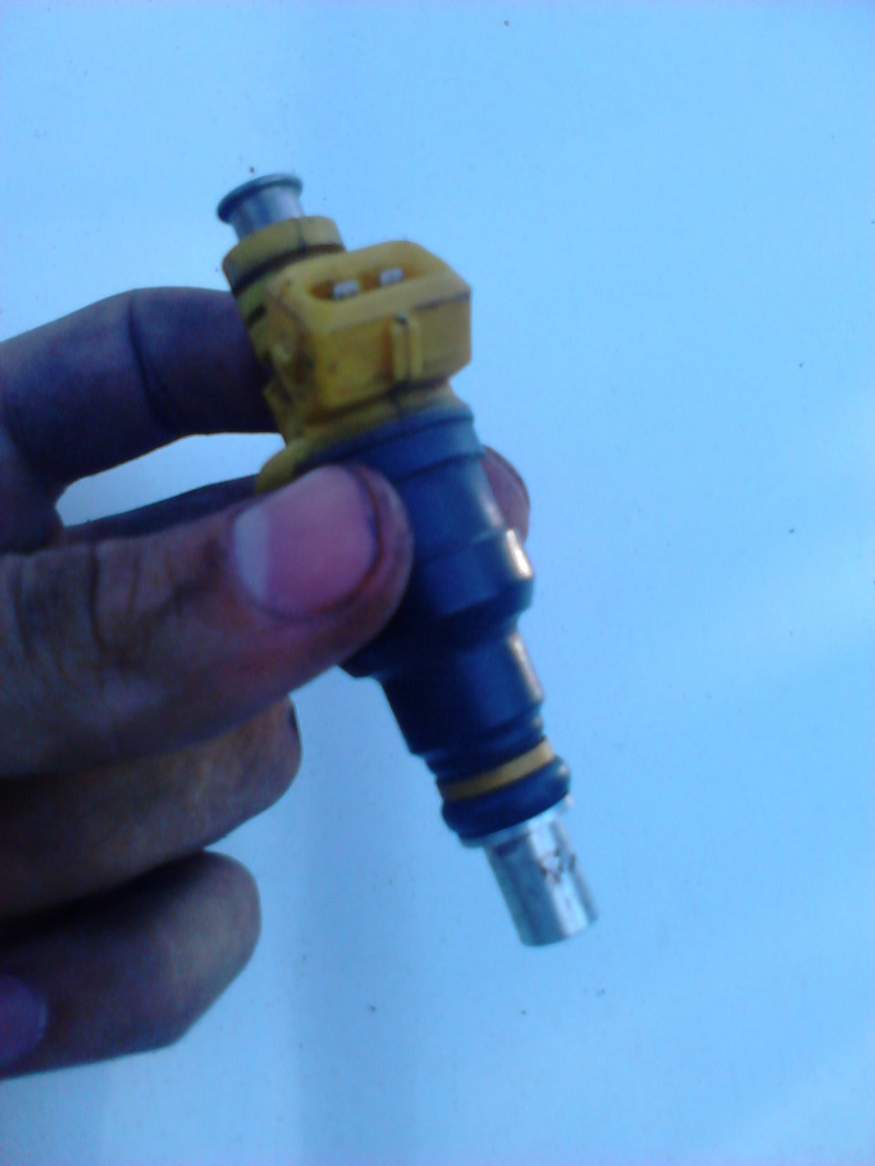 Свеча форсунка. 105148-1740 свеча форсунка. Форд эксплорер 2008 свечи зажигания. Свеча форсунка 12в. Форсунки юджин 4105q.