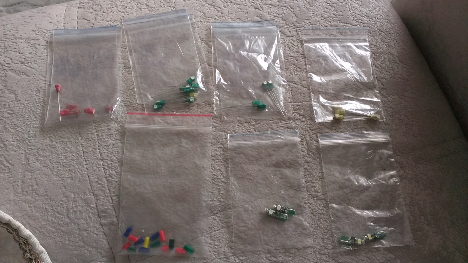 Лампочки для кнопок — Mitsubishi Colt V