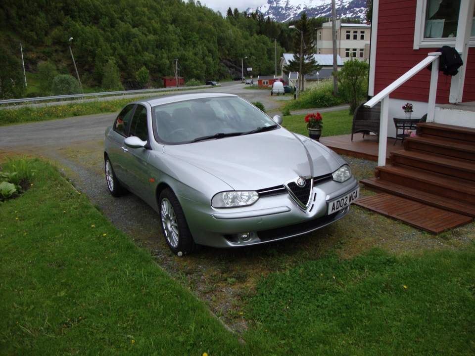 Альфа ромео 156 1.8. Альфа Ромео 156 2002. Альфа Ромео 156 1.8 Твин Спарк. Alfa Romeo 156 Twin Spark. Альфа Ромео 2002 года.