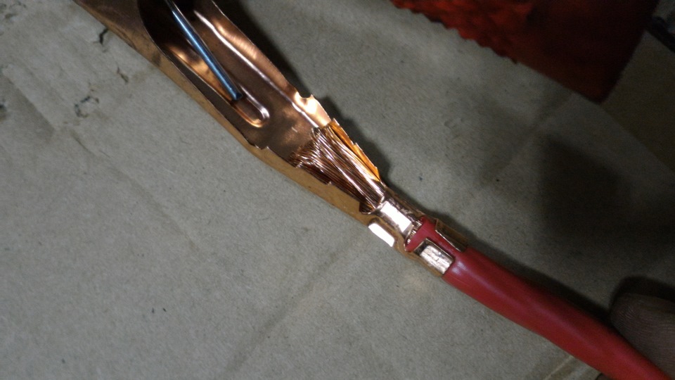 Правильные прикуривательные провода — Lada 2114, 1,6 л, 2009 года ...