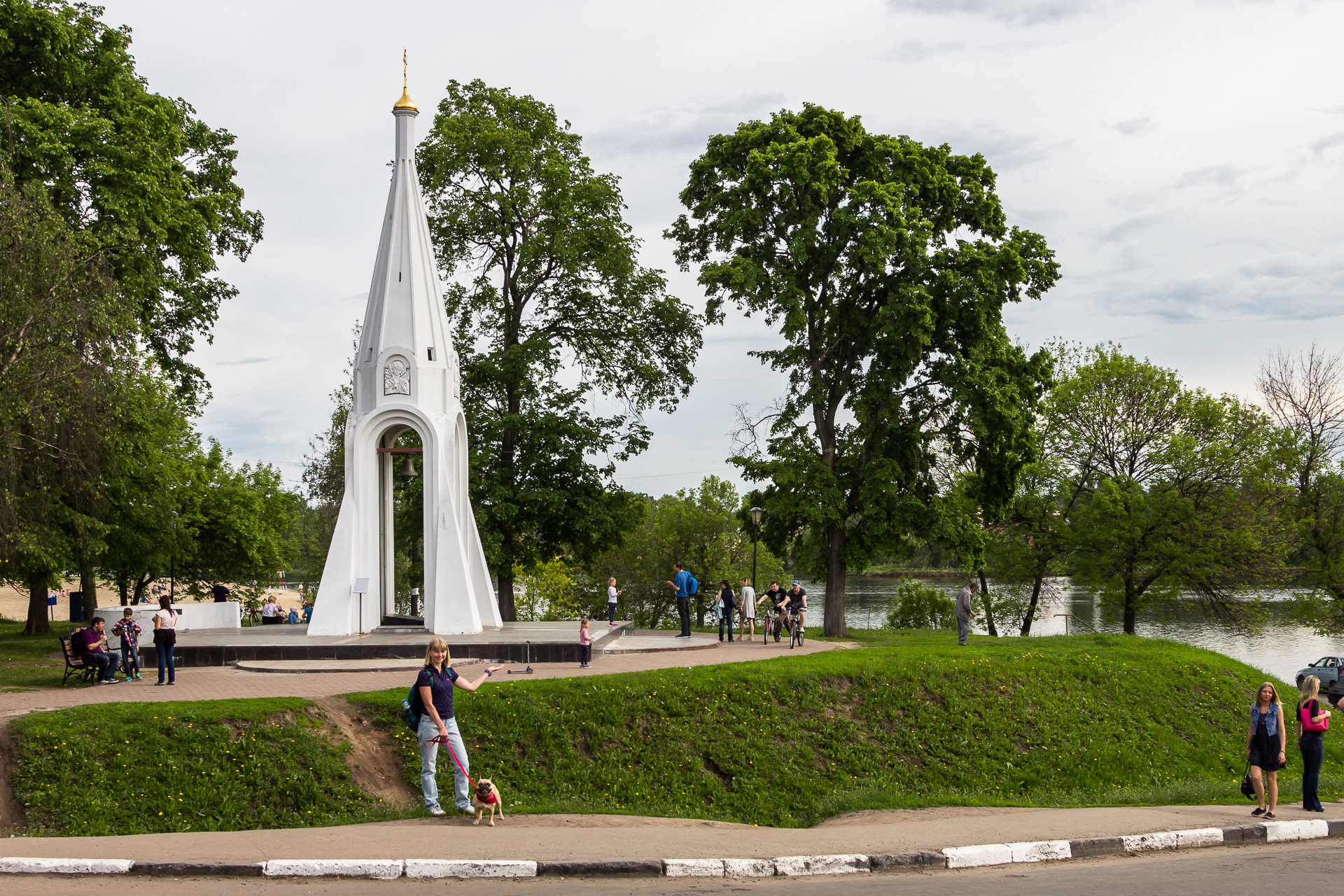 Храм ярославля на купюре. Часовня Казанской Богоматери Ярославль. Церковь на 1000 купюре Ярославль.