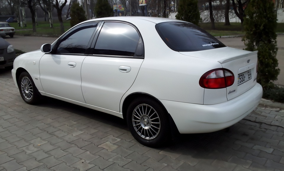 Daewoo lanos такси белый