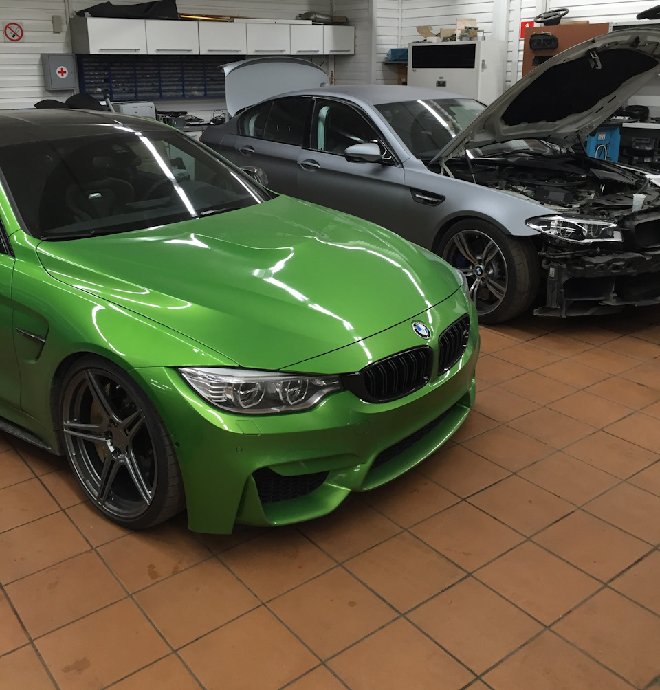 Доводчики на двери — BMW M4 (F82), 3 л, 2015 года | тюнинг | DRIVE2