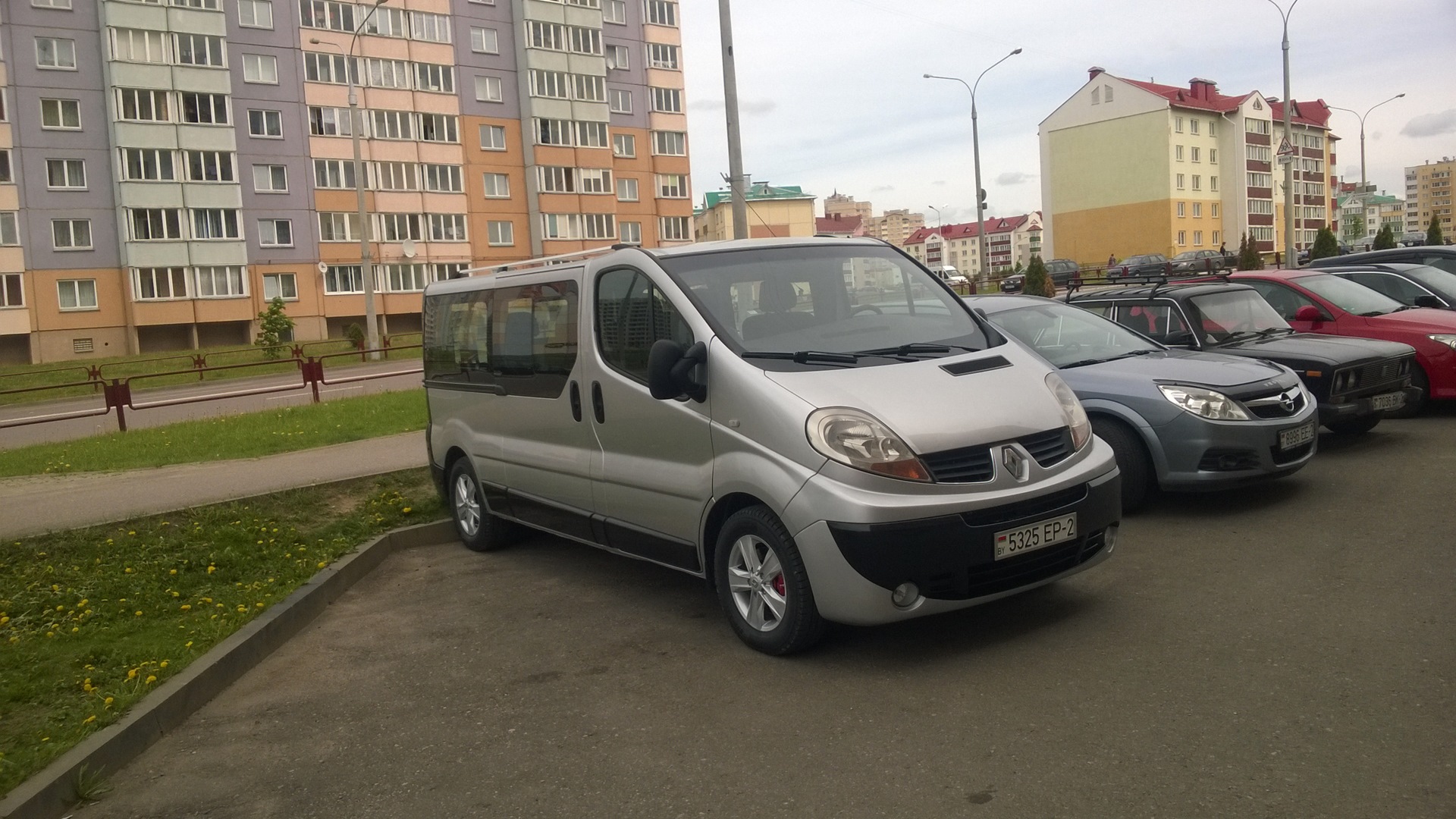 Renault Trafic (2G) 2.0 бензиновый 2007 | 2.0 16V Витебск на DRIVE2