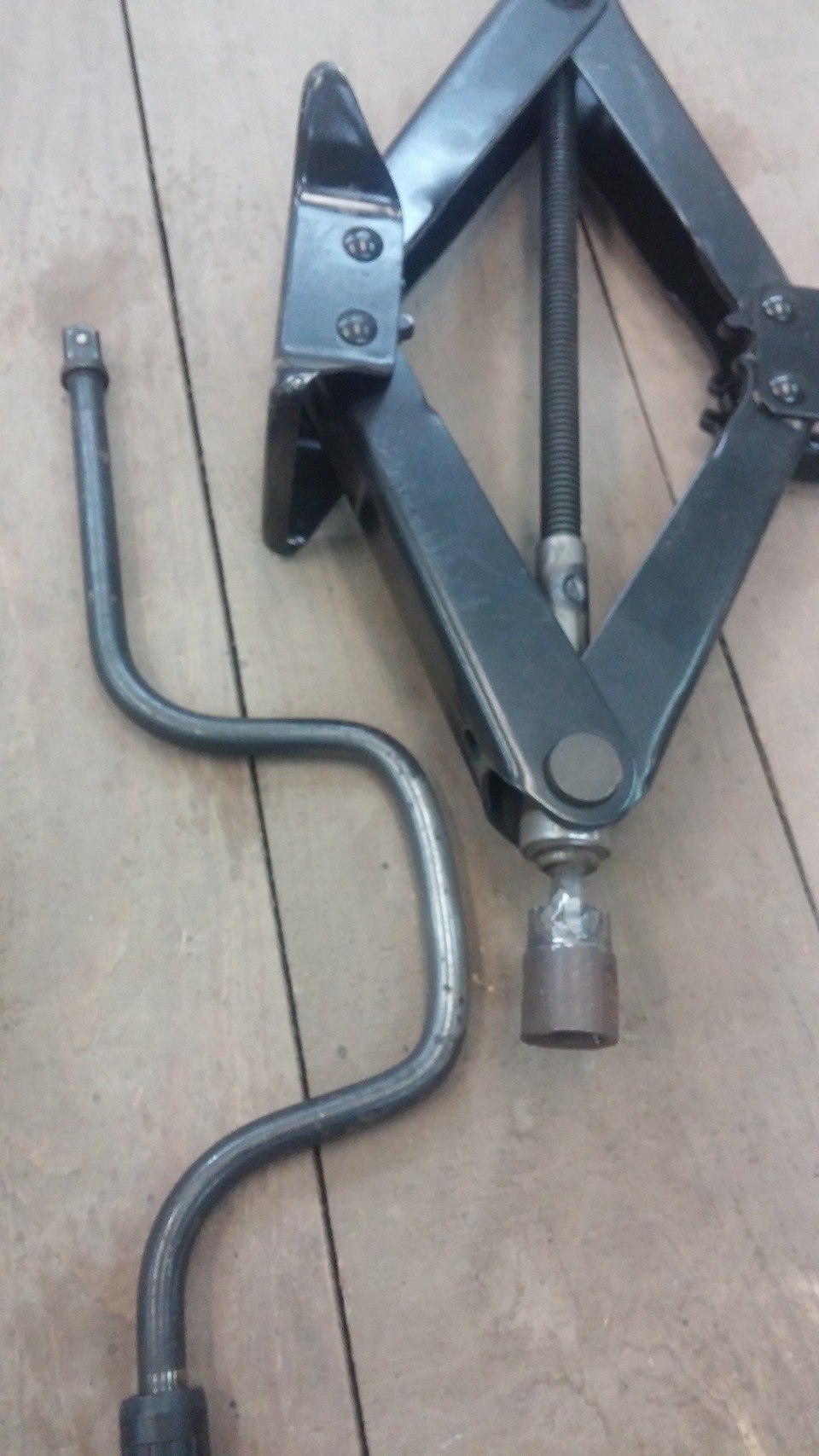 Фото в бортжурнале Toyota Avensis II