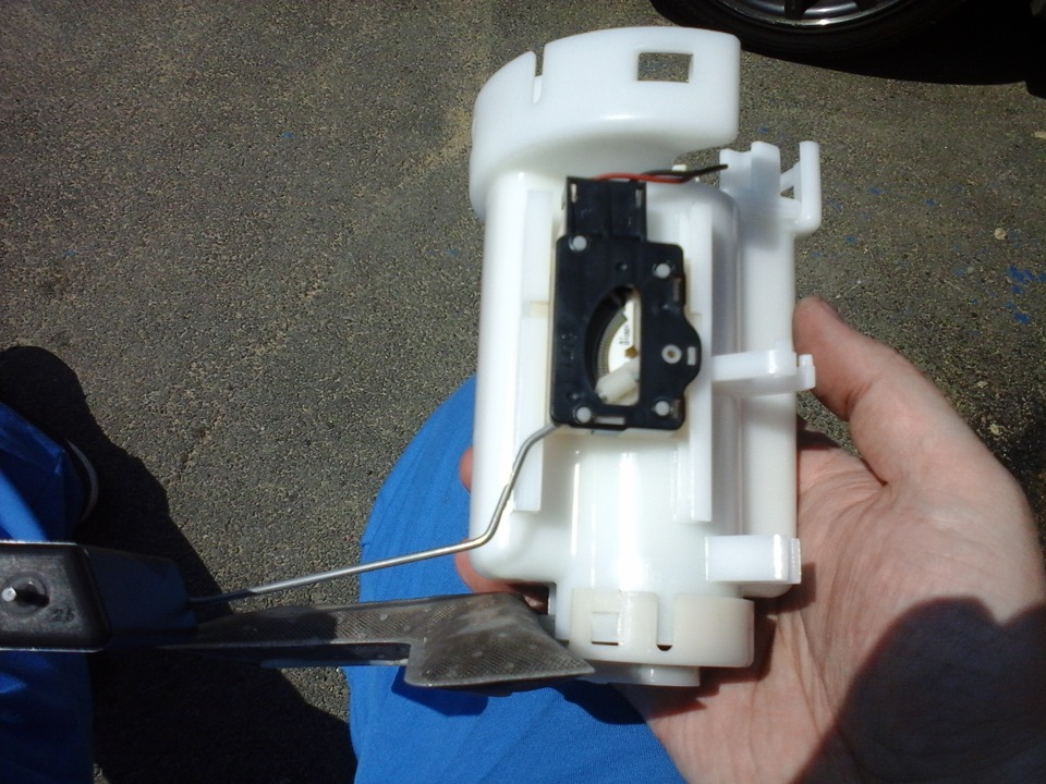 Замена топливного фильтра на турбо Лансере. Яркий пример как не стоит экономить 