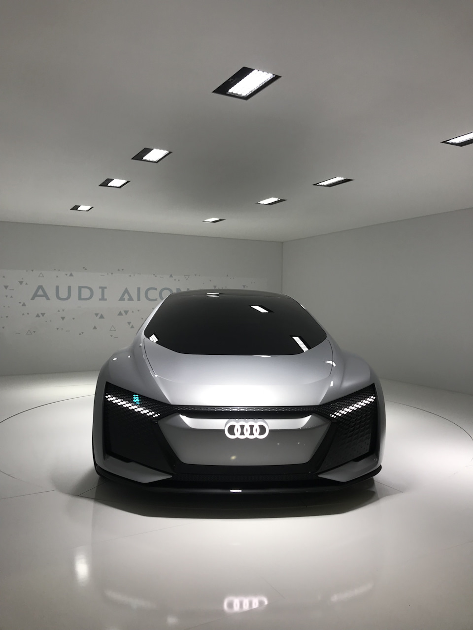 MOTOR SHOW POZNAŃ 2018. AUDI AICON. — DRIVE2