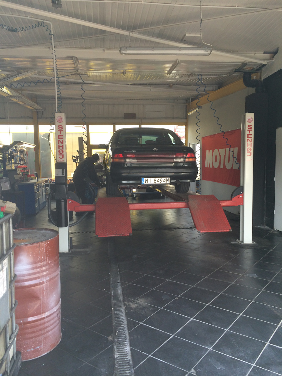 Подклинивают тормоза? Может коробка? Непонятно — Nissan Maxima QX (A32 ...