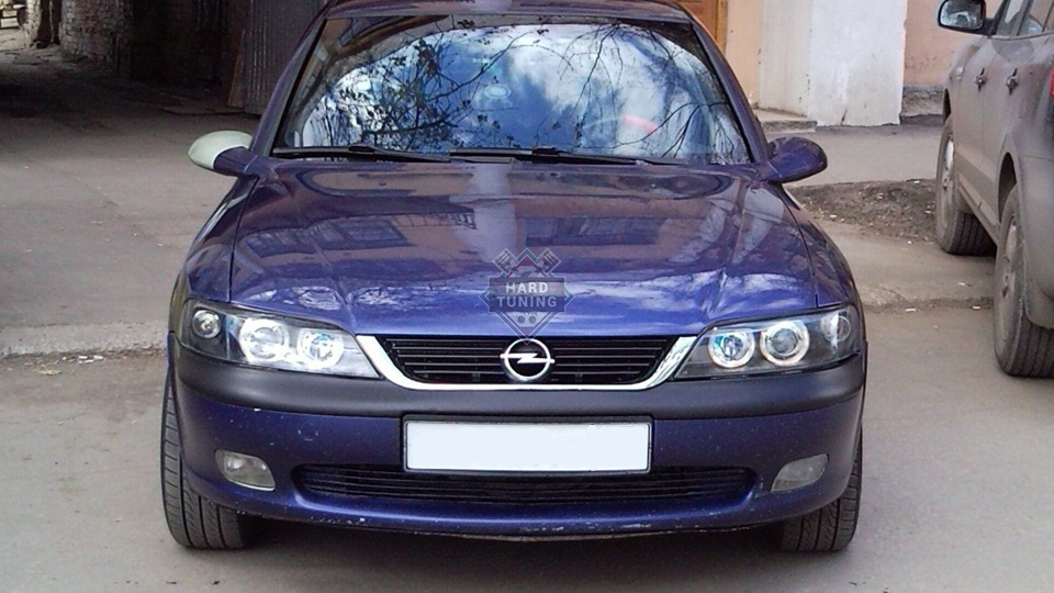 Opel Vectra B 1.8 бензиновый 1997 | X18xe синий на DRIVE2