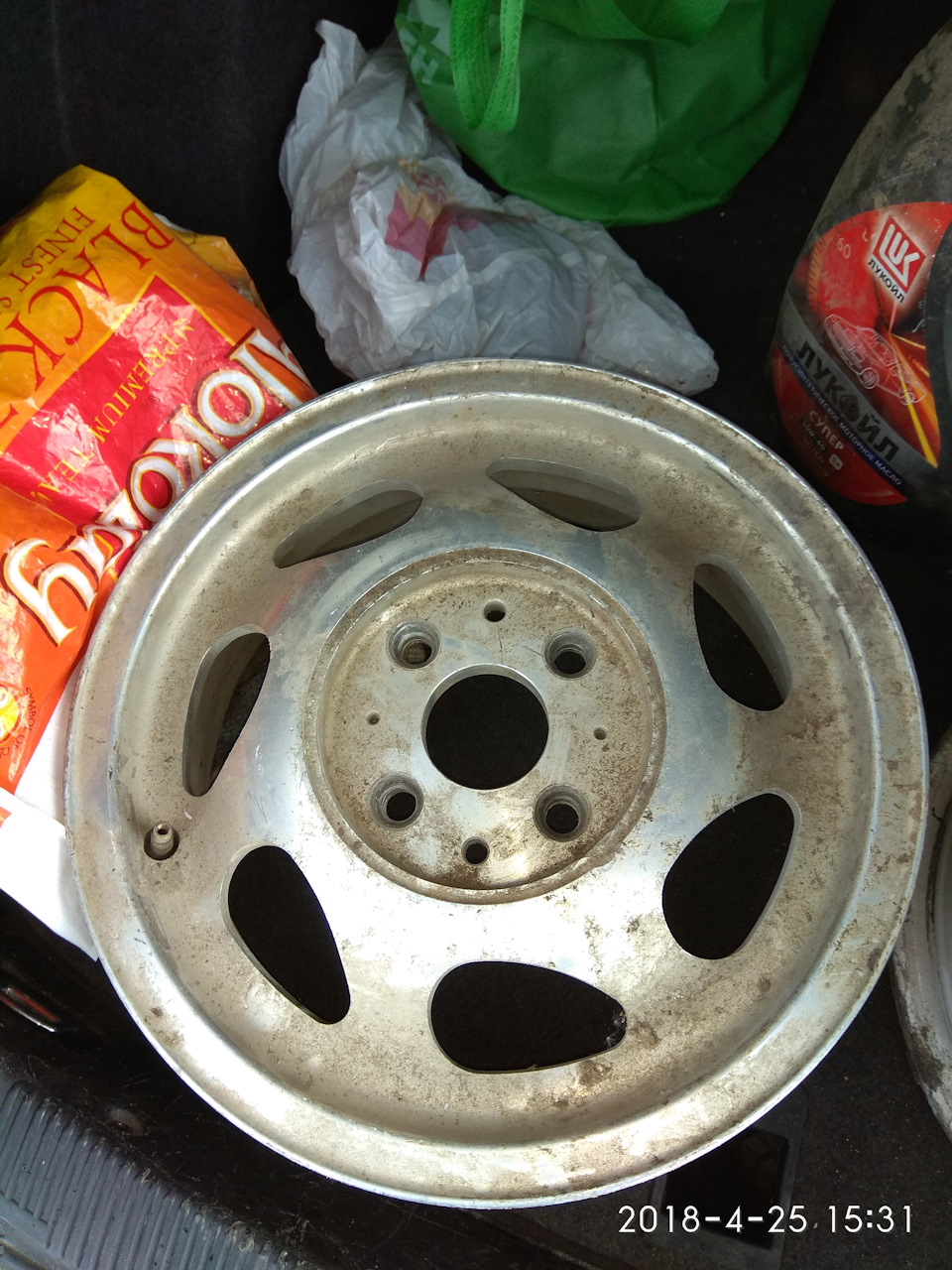 Диски парами — Audi 80 (B3), 1,8 л, 1990 года | запчасти | DRIVE2