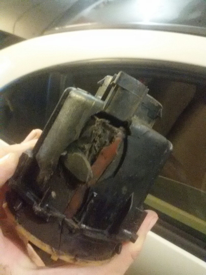 Замена топливного фильтра тонкой очистки — Mitsubishi Eclipse (3G), 2,4 ...