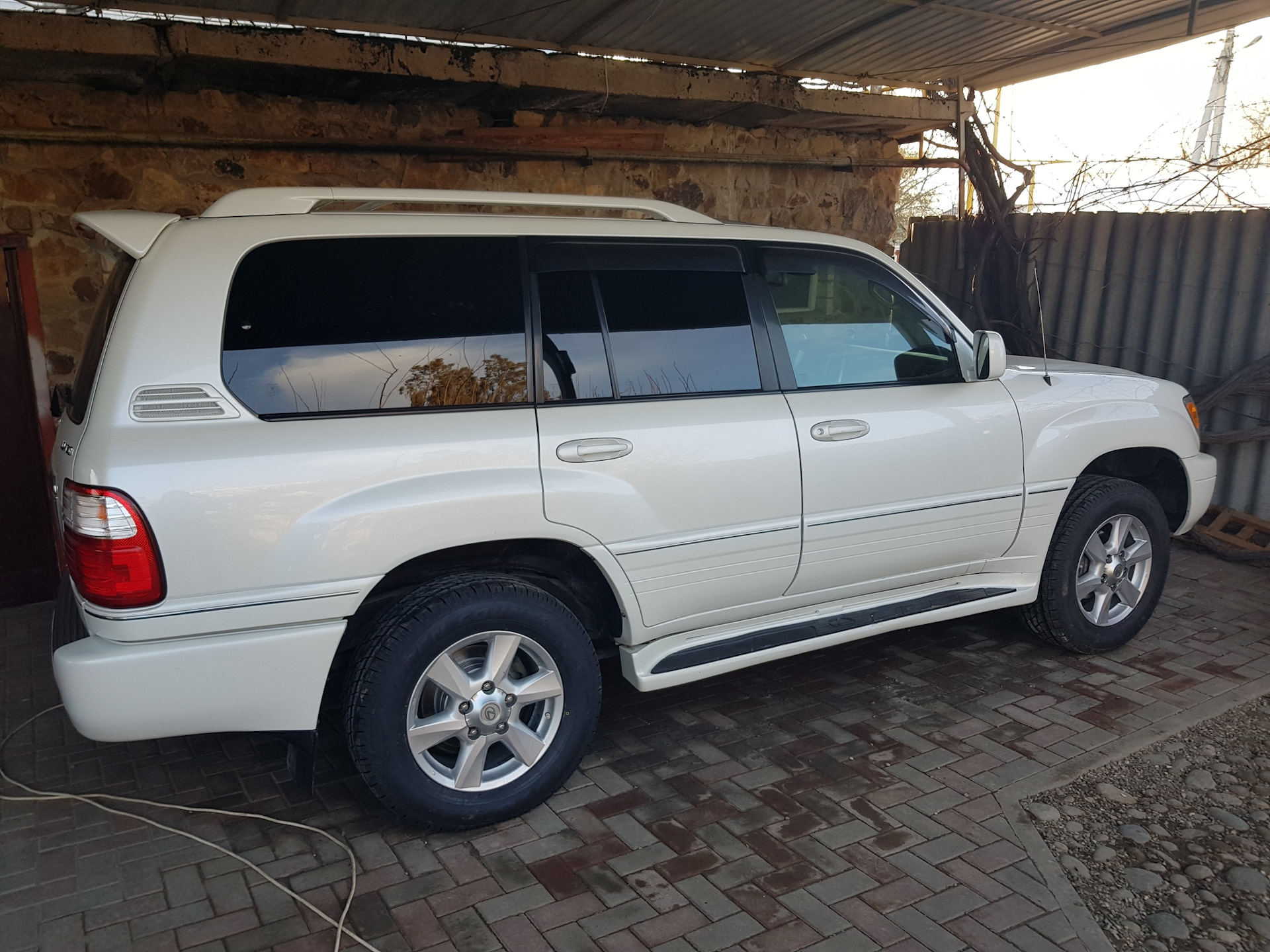 Lexus LX 1998