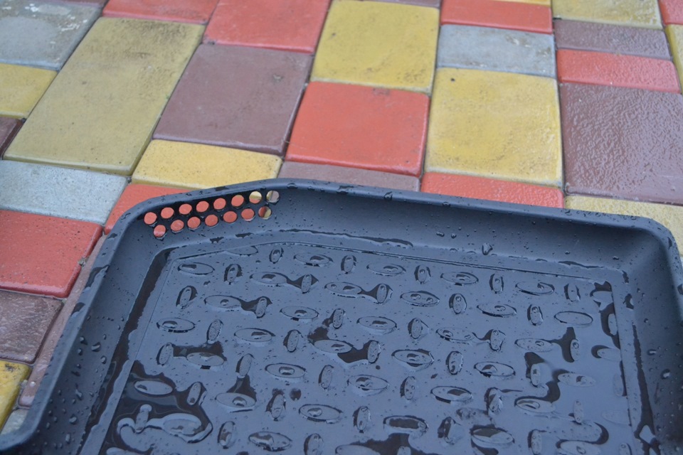 Коврики в салон и багажник. — Volkswagen Polo Sedan, 1,6 л, 2012 года ...