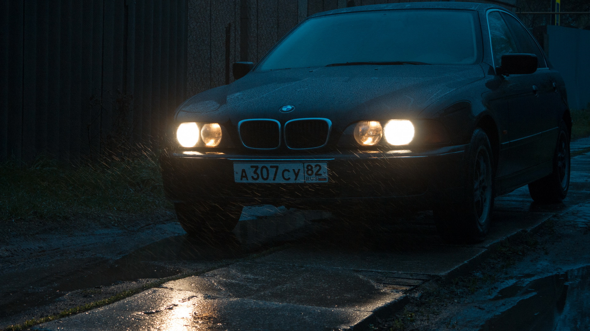 BMW e39 ночь зима