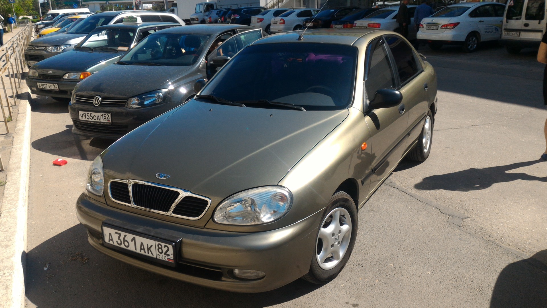 Каркасные шторки Laitovo — Daewoo Lanos, 1,5 л, 2003 года | аксессуары |  DRIVE2