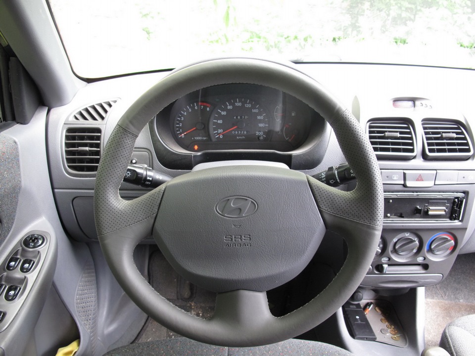 Кожанный руль — Hyundai Accent (2G), 1,6 л, 2007 года | стайлинг | DRIVE2