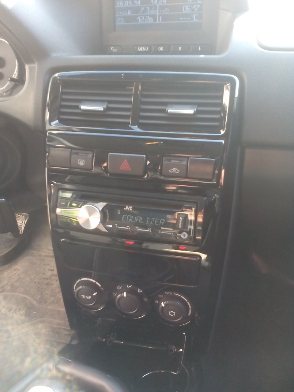 покраска бороды — Lada Приора седан, 1,6 л, 2014 года | стайлинг | DRIVE2