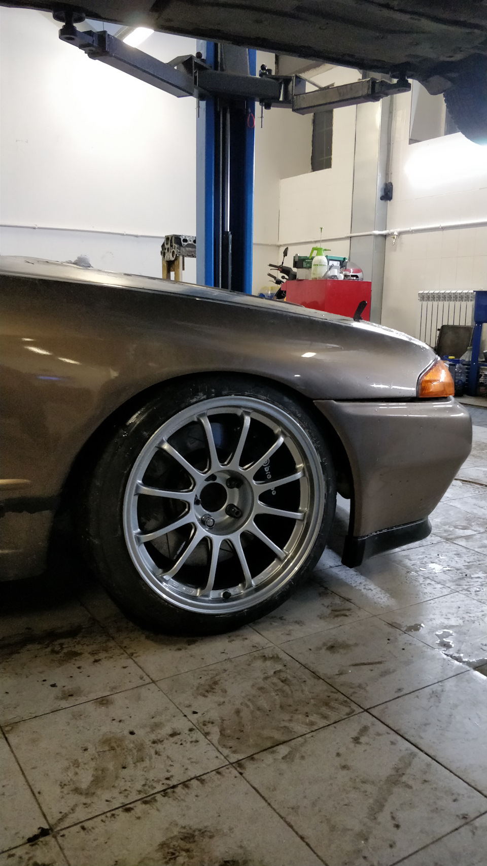 Фото в бортжурнале Nissan Skyline (R32)