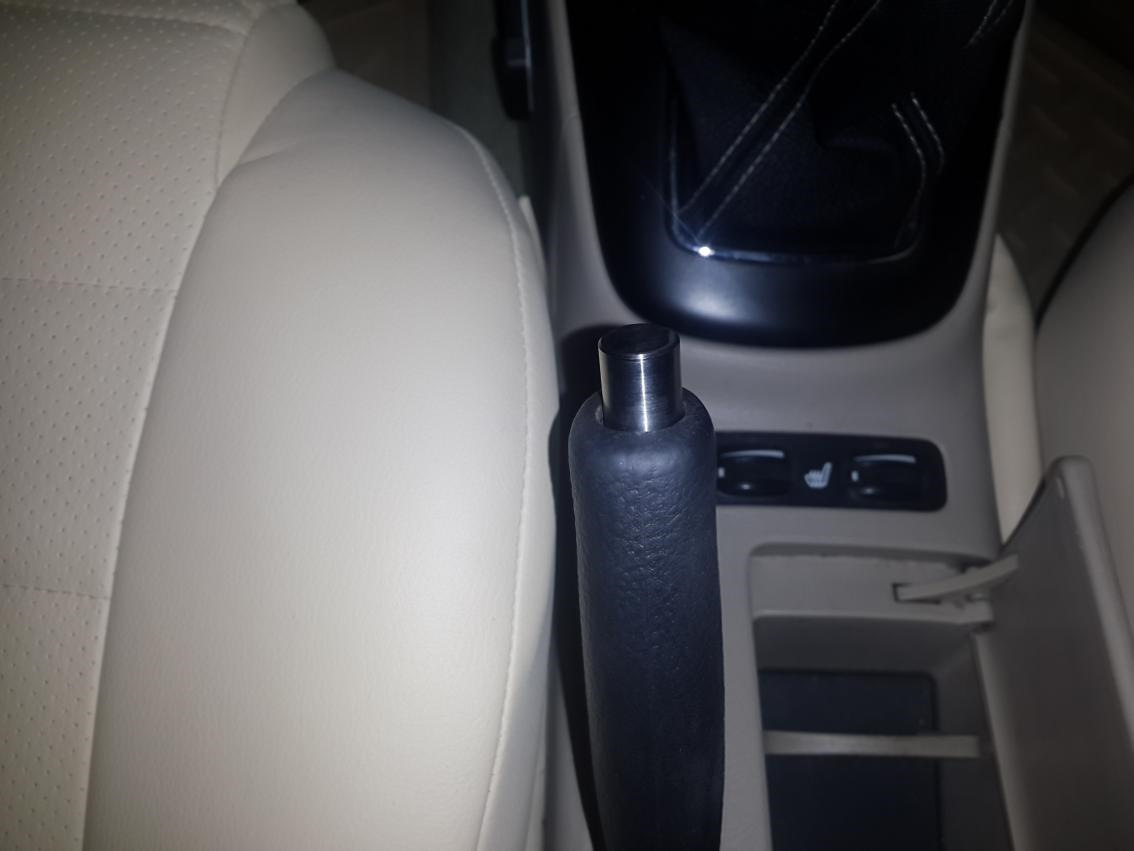 Ручник от тойоты в ниву. Ручник авенсис 2. Подтяжка ручника тойота авенсис. Подтяжка ручника тойота авенсис. Подтяжка ручника тойота авенсис.