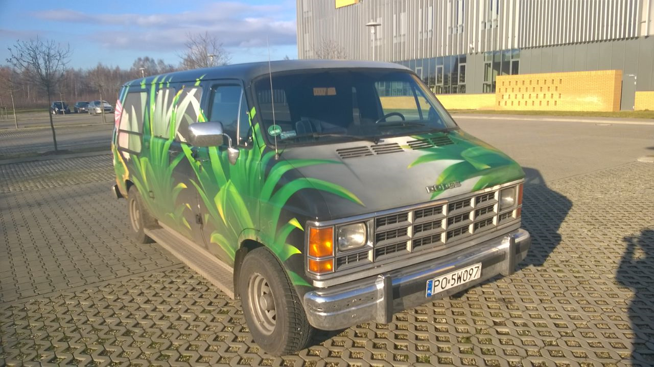 Dodge Ram van 2g