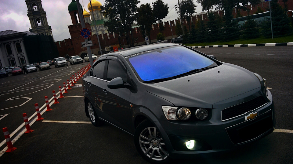 chevrolet aveo громко работает