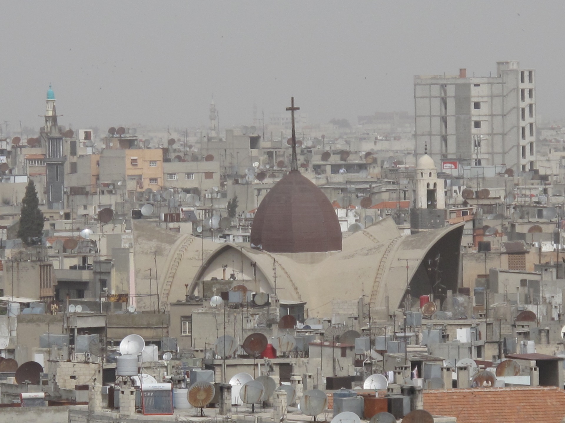 хомс (эмесса), город в сирии. город хомс сирия сейчас. хомс сирия 2012. город хомс сирия сейчас. сирия дамаск 2022.