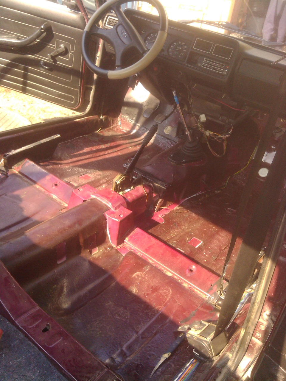 Антикоррозийная обработка салона. — Lada 21074, 1,6 л, 2007 года ...