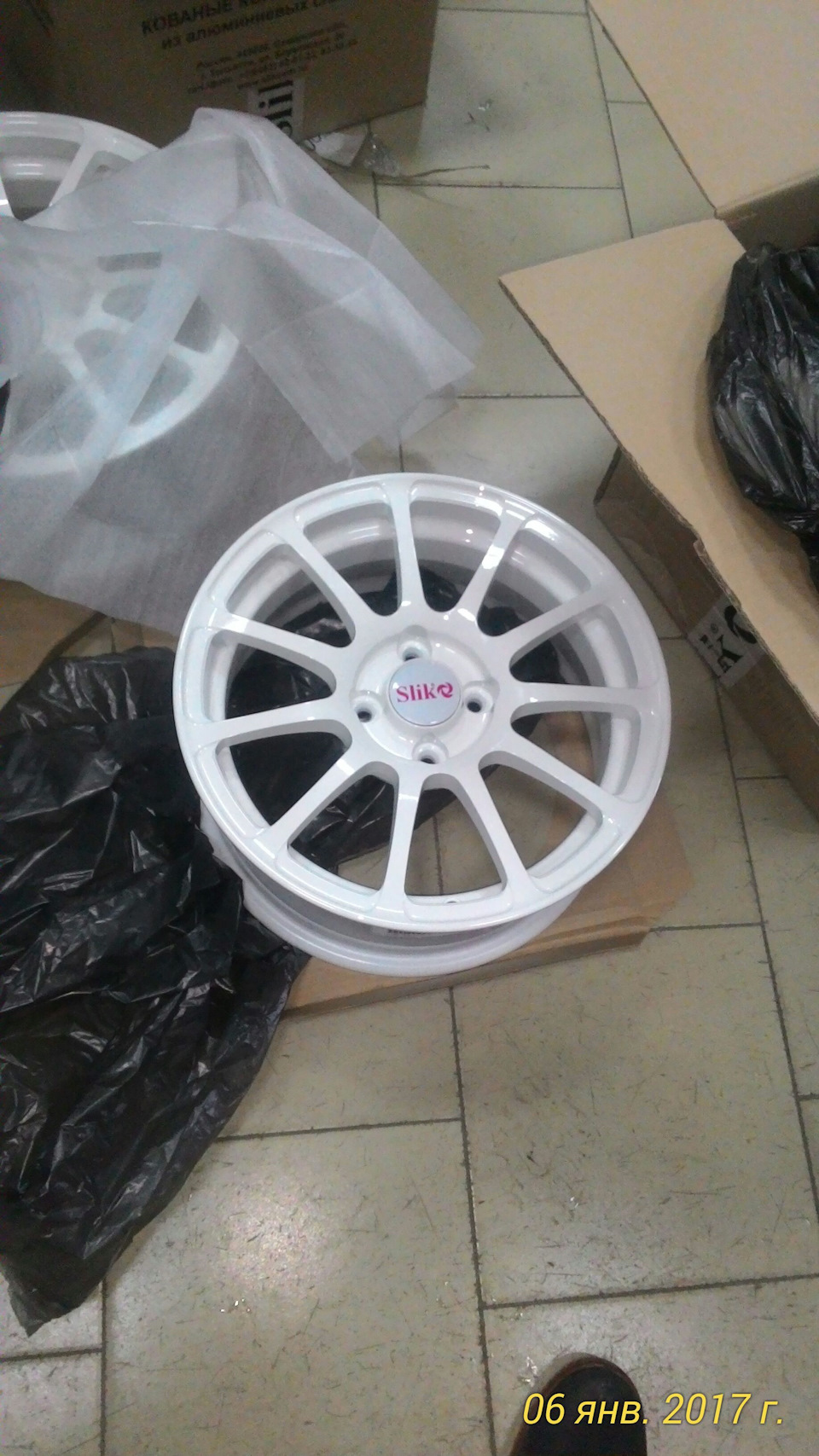 Покупка сликов р15 — Lada Гранта Лифтбек (1G), 1,6 л, 2015 года ...