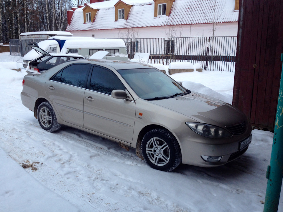 Вступил в ряды тонированных не по ГОСТу😆😆😆 — Toyota Camry (XV30), 2,4 л ...