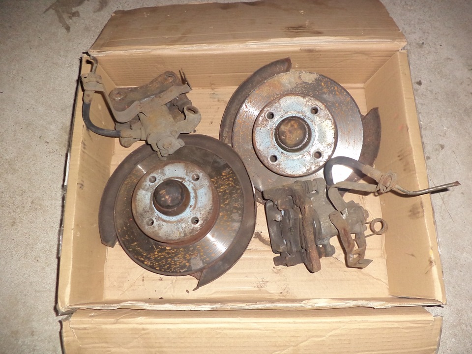 Фото в бортжурнале Volkswagen Caddy (1G)