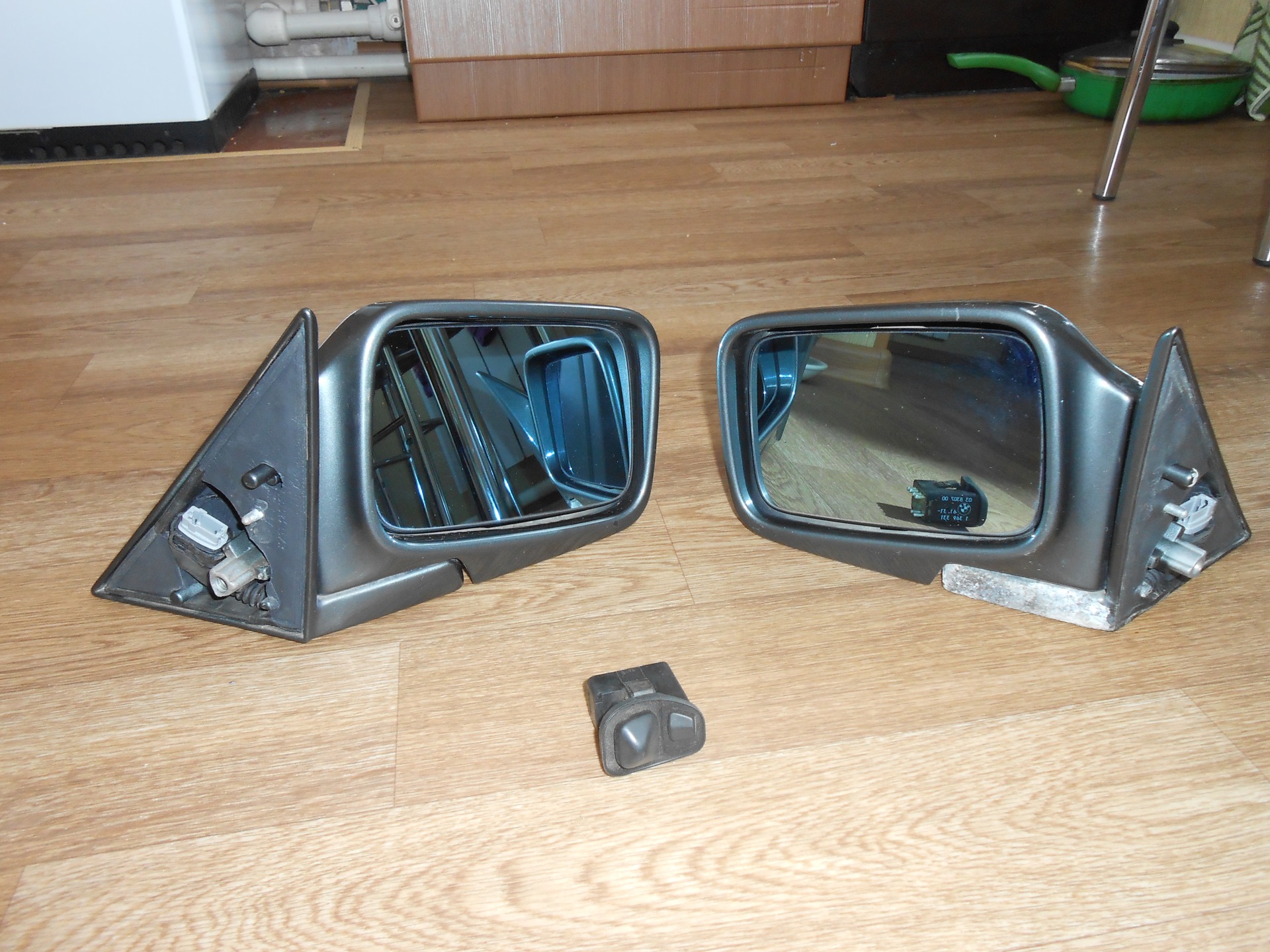 Зеркало е34. Зеркала е34. Зеркало BMW e34. Боковое зеркало БМВ е34. Зеркала БМВ е34 на ВАЗ 2114.