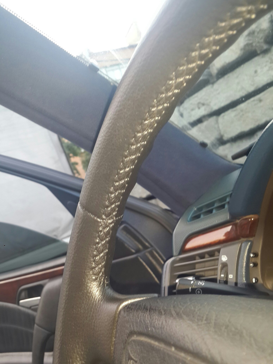 Фото в бортжурнале Mercedes-Benz E-Class (W210)