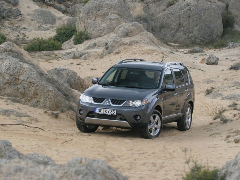 Посторонние шумы в районе лобового стекла — DRIVE2