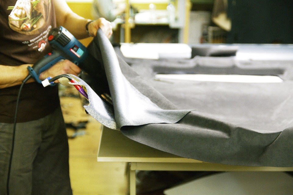 Поклейка потолка в чёрную алькантару для Лексус 570. — Куписалон на DRIVE2