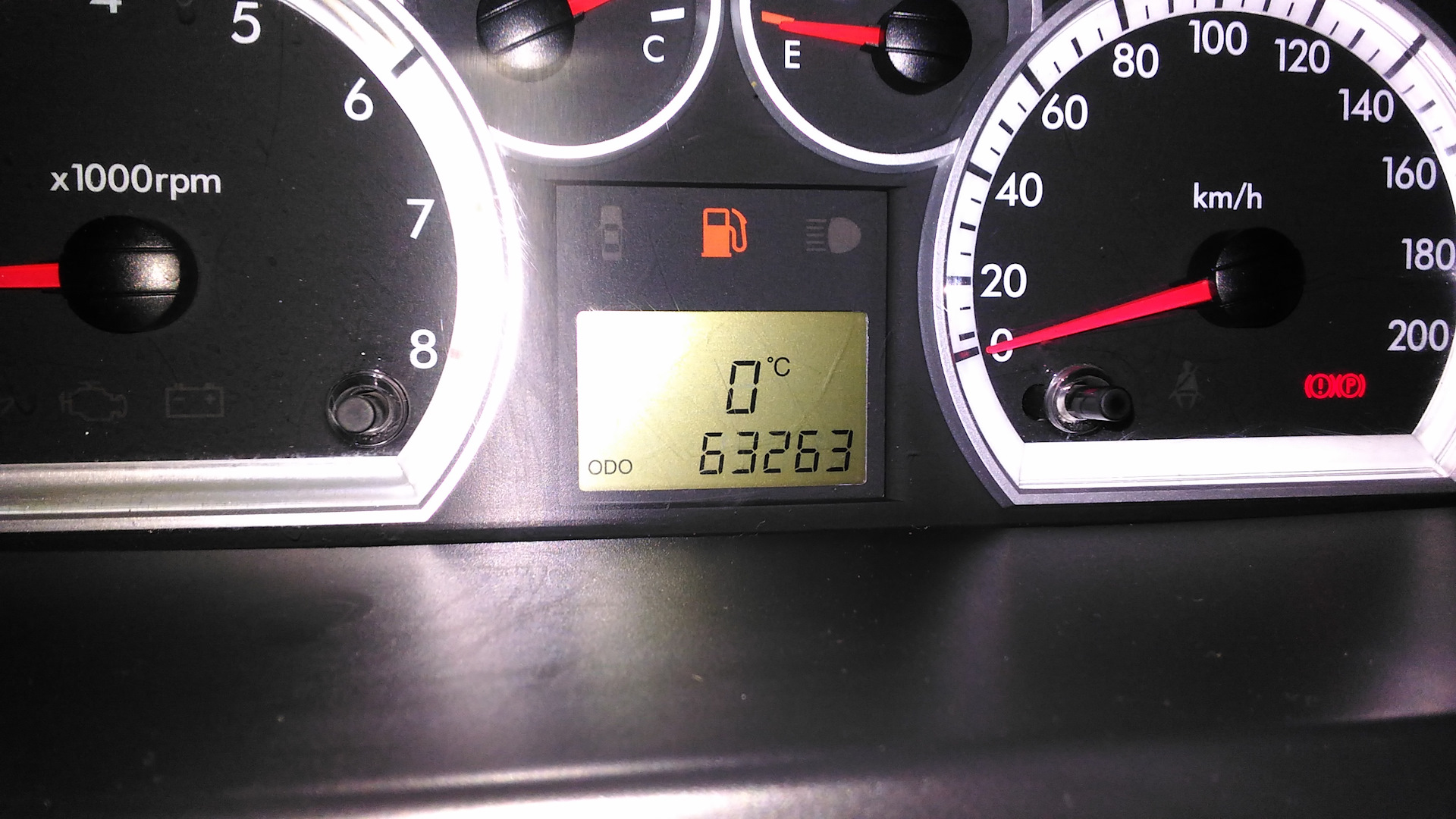 двигатель chevrolet aveo 1. P013a ошибка шевроле авео. ошибка 89 на шевроле авео т300. шевроле авео неисправности. Chevrolet aveo t300 бортовой компьютер.