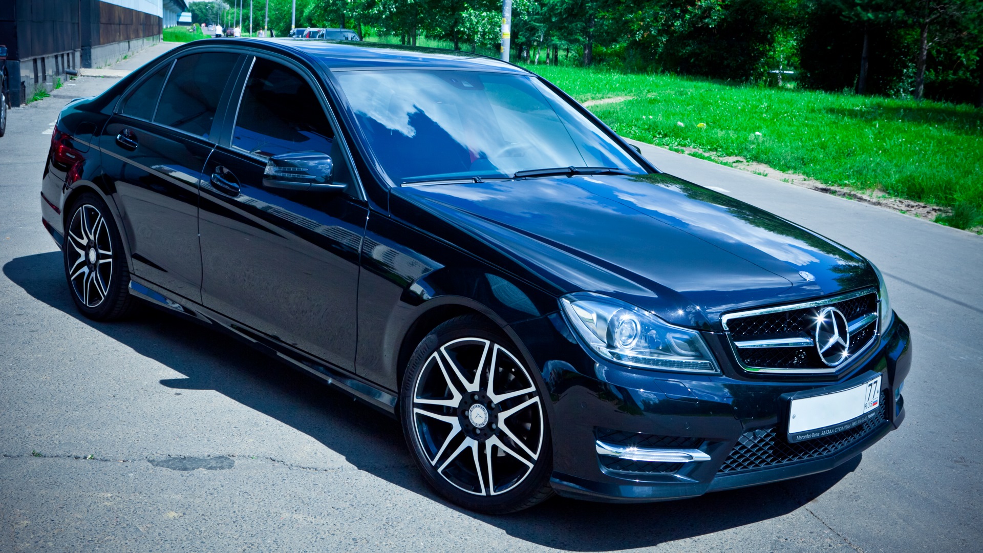 W204 Limited Edition