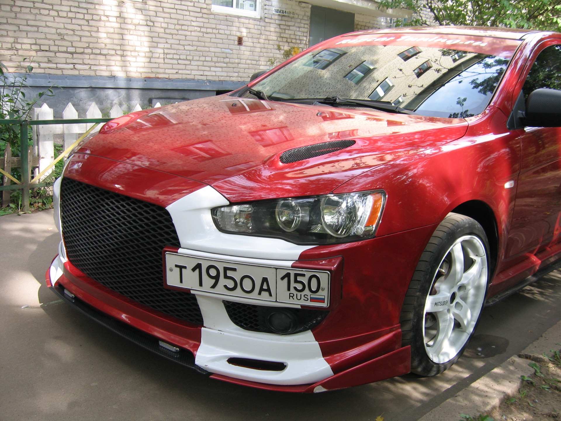 Mitsubishi Lancer 10 Кровавый винил