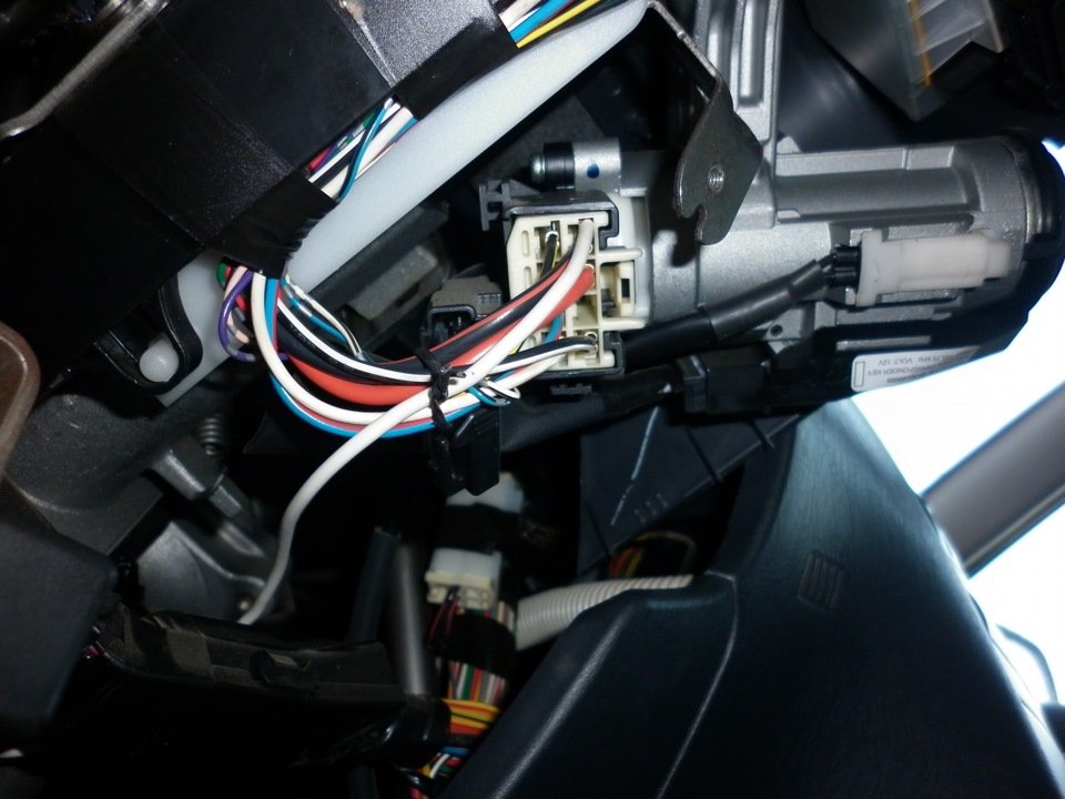 a1a3ed8s 960 Как открыть багажник тойота королла