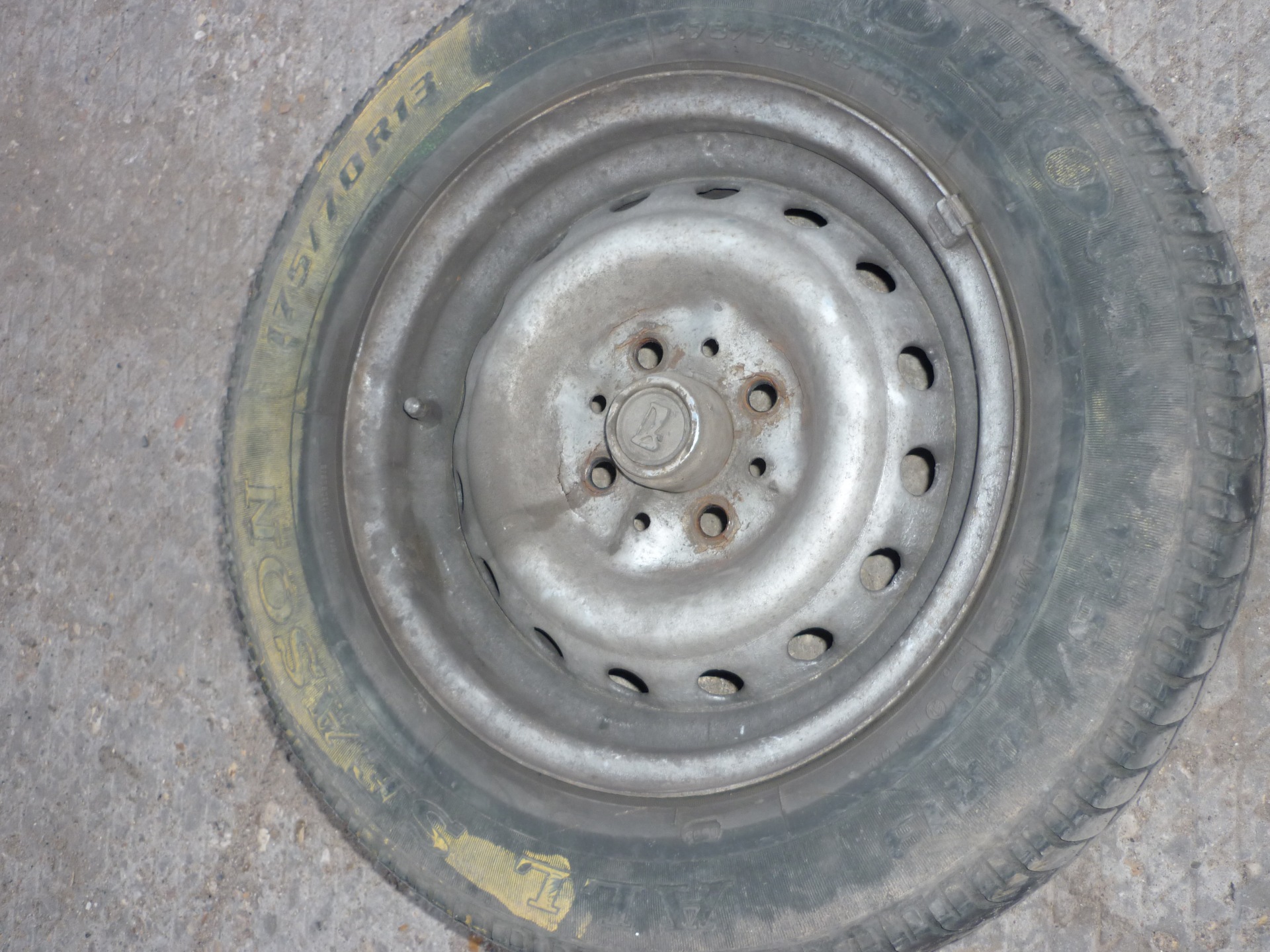 Треснул диск — Lada 21013, 1,6 л, 1987 года | колёсные диски | DRIVE2