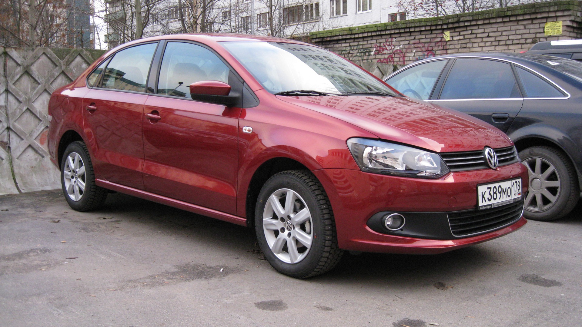 Volkswagen Polo Sedan 1.6 бензиновый 2011 | на DRIVE2