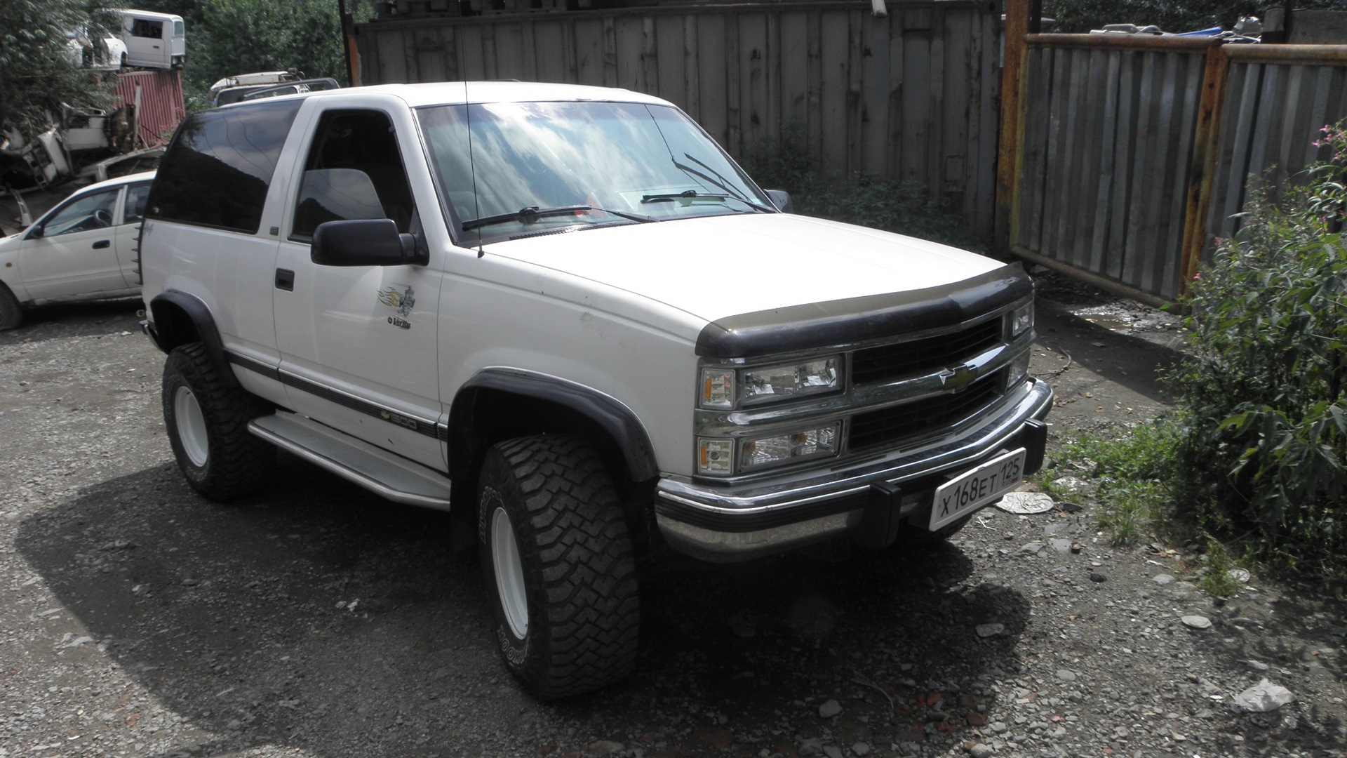 Chevrolet Tahoe 1995 Бандитский