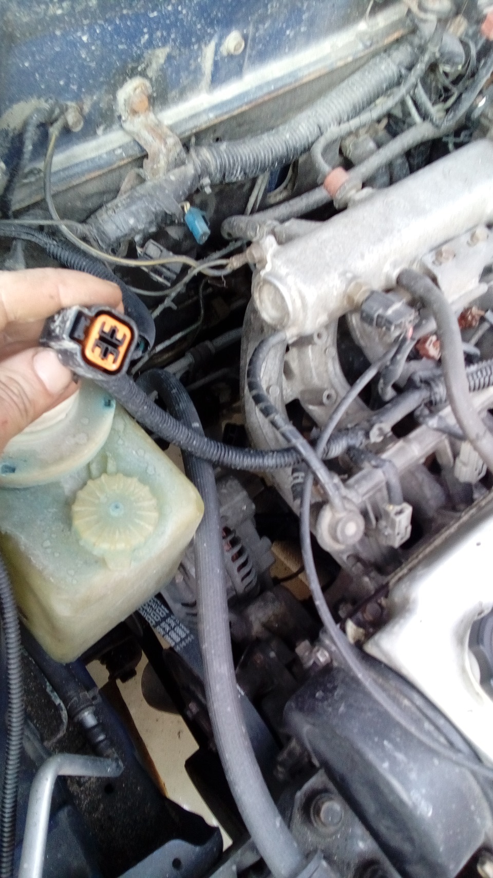 Расход 10-12 литров на сотню! — Mitsubishi Lancer VI, 1,3 л., 1997 года ...