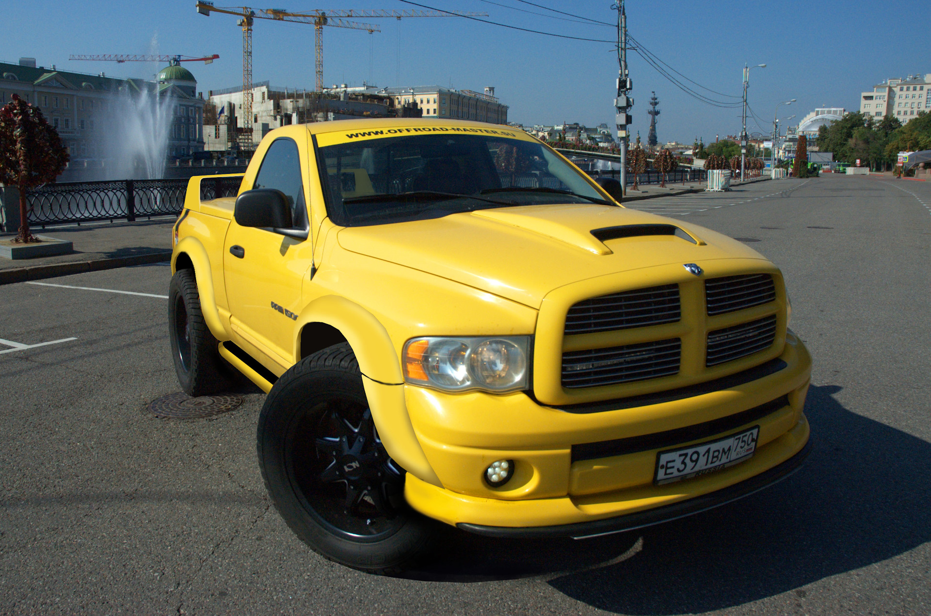 Dodge Ram Bumblebee