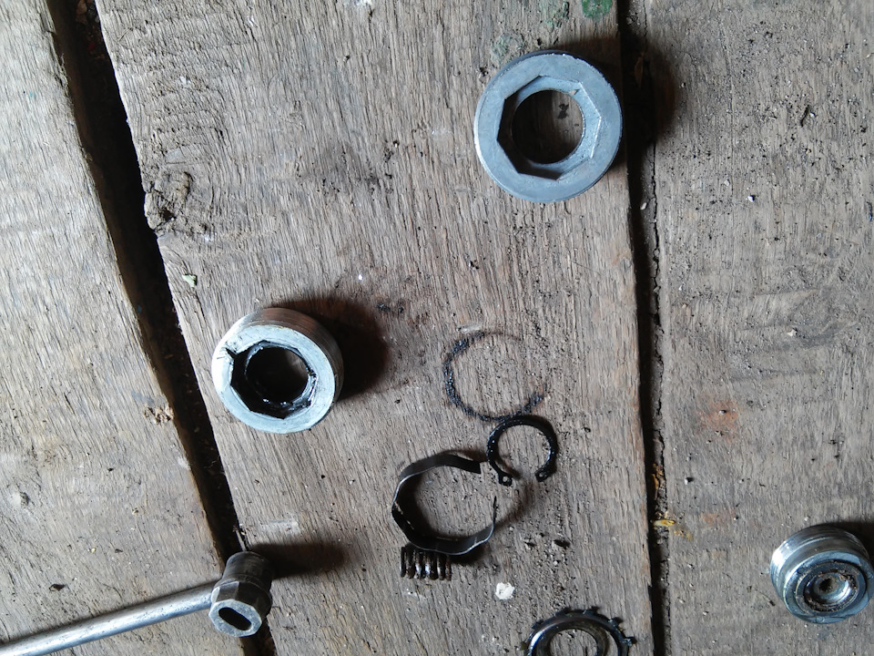 Ремонт рулевой рейки, или как решил поменять пыльники передних стоек ...