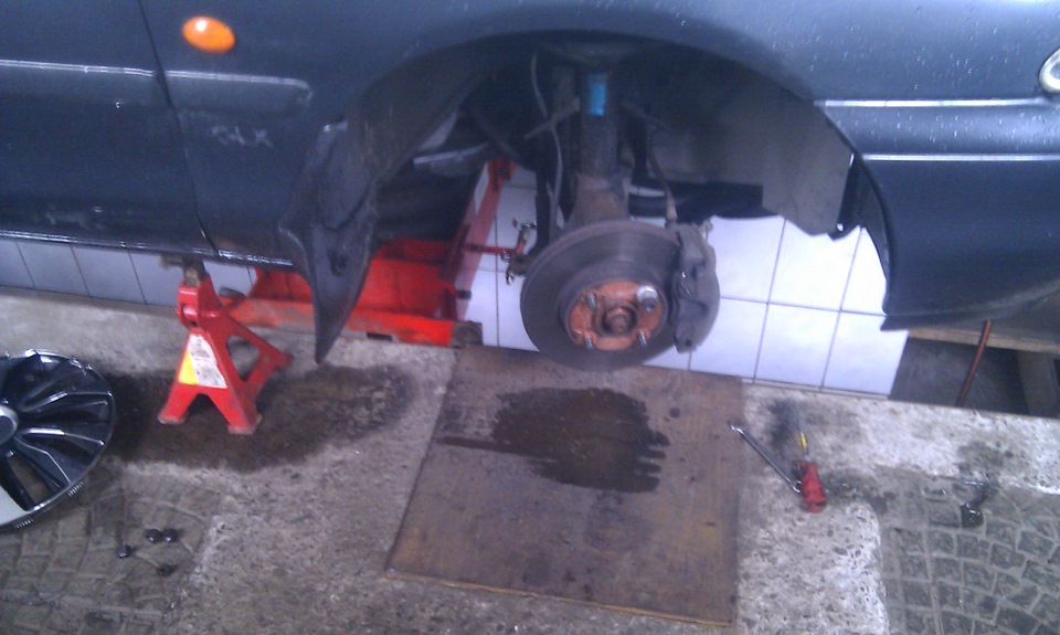 Компьютерный развал-схождение. Часть 2 — Ford Mondeo I, 1,8 л, 1994 ...