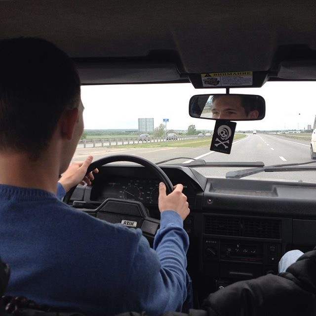 140 км в одну сторону — Москвич 2141