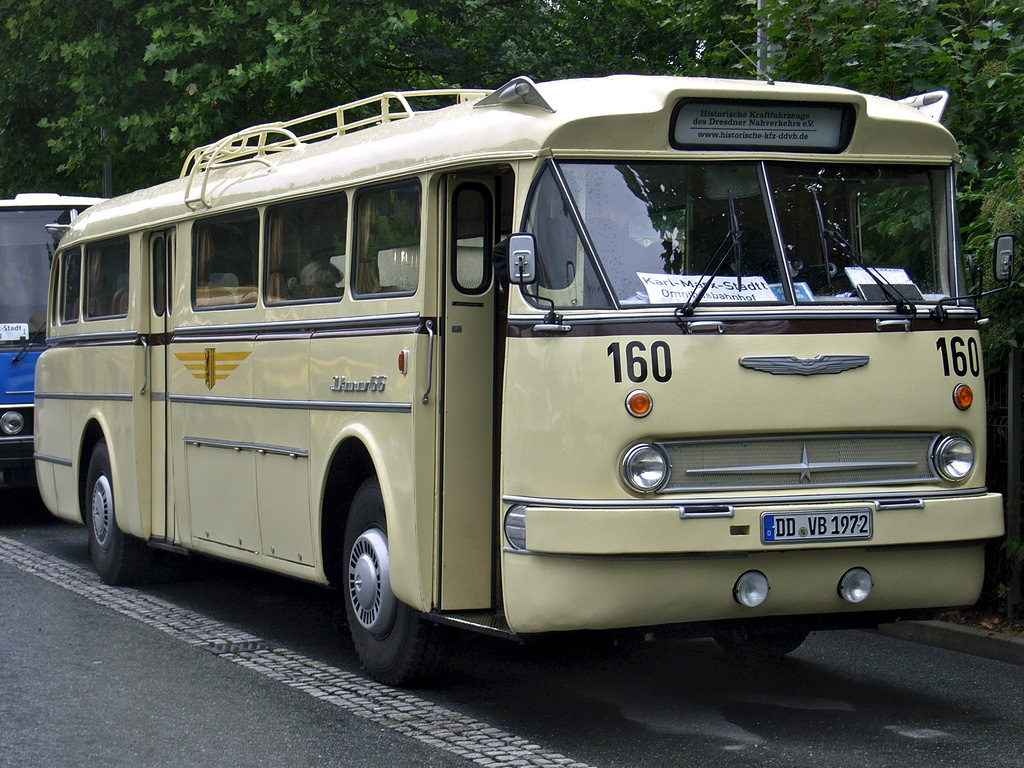 Автобусы ссср. Икарус 66. Автобус Ikarus 66. Ikarus 66 в СССР. Ikarus 66 Дрезден.