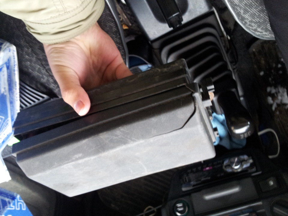 Пришёл блок предохранителей. — Москвич Святогор, 2 л., 1998 года ...