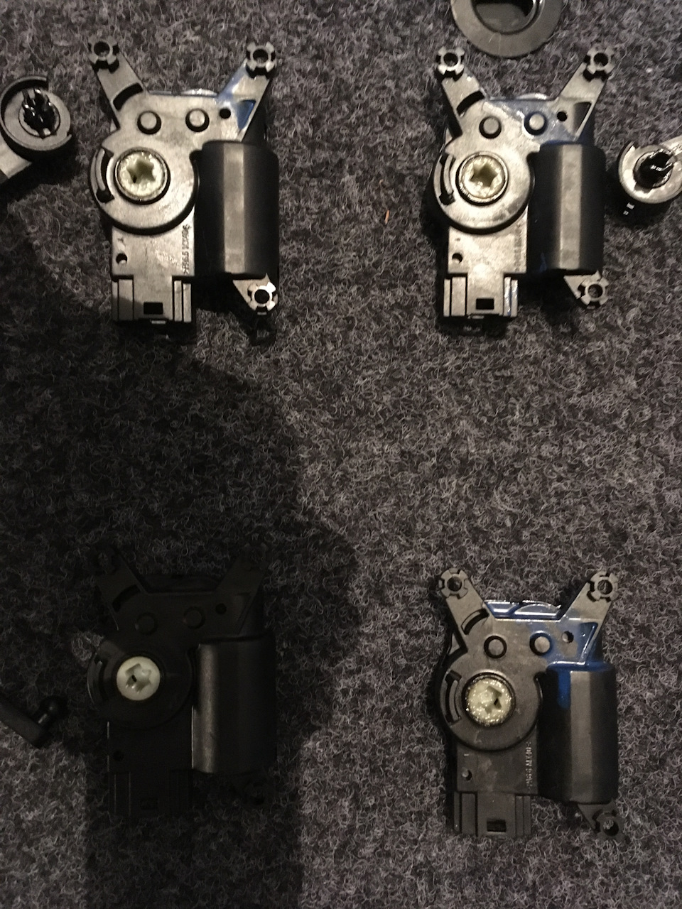 Фото в бортжурнале Volkswagen Touareg (1G)