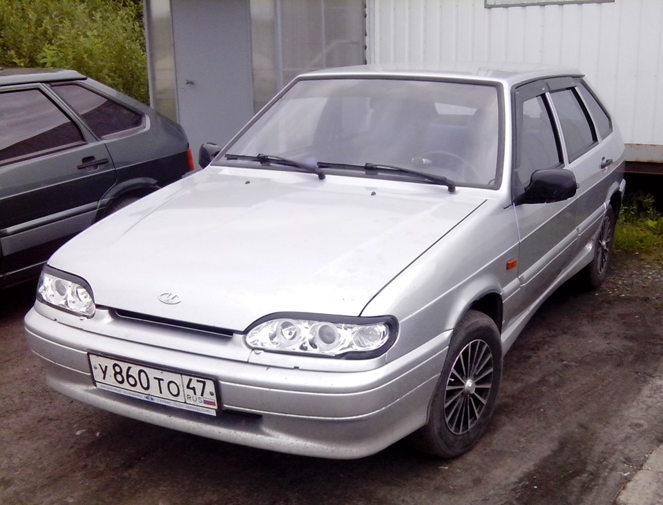 Передние парктроники на ваз 2114 2115. Фары бмв на ваз 2114. Линзы в фарах ваз 2114. Птф ваз 2115. Передняя оптика на ваз 2114.